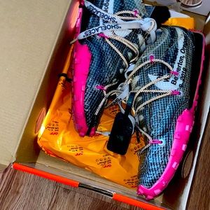 Nike Off- White W Waffle Sneaker Neon Pink